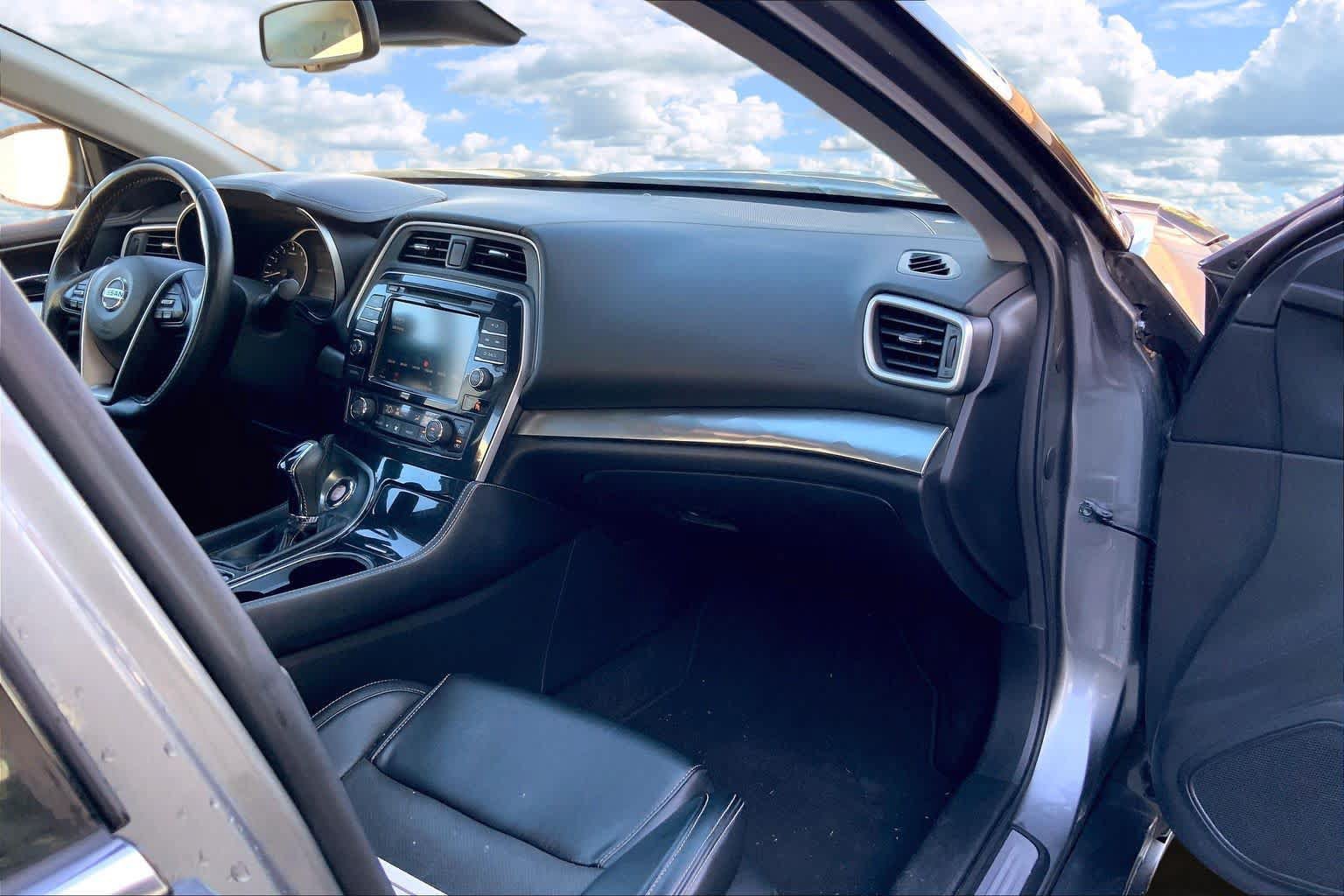 Used 2021 Nissan Maxima 3.5 SV w/ Floor Mat Group FWD image 23