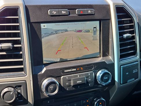 Used 2018 Ford F150 Lariat AWD/4WD image 23
