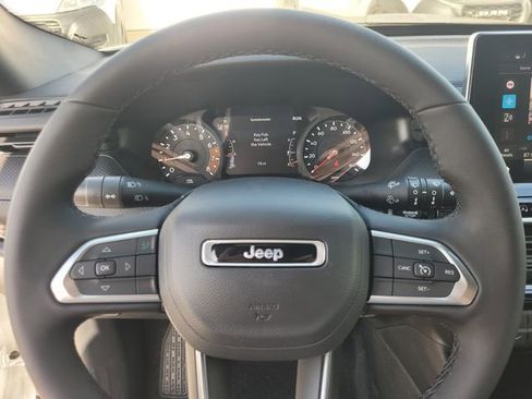 New 2026 Jeep Compass Latitude AWD/4WD image 29