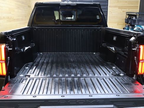 Used 2024 Toyota Tacoma TRD Sport image 59