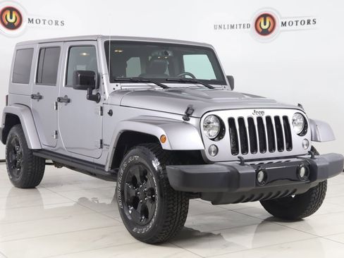 Used 2015 Jeep Wrangler Unlimited Sahara AWD/4WD image 18