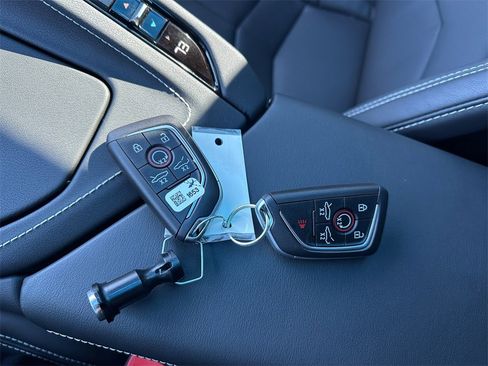 Used 2025 Chevrolet Corvette Stingray Coupe image 31