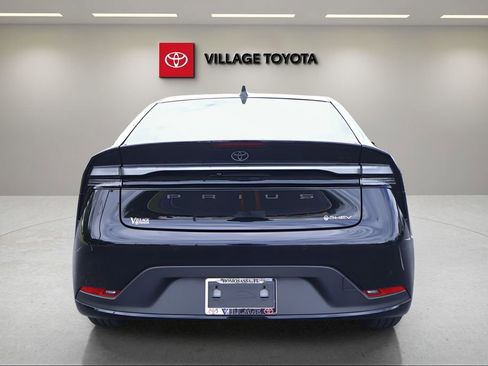 New 2026 Toyota Prius Plug-In Hybrid image 4