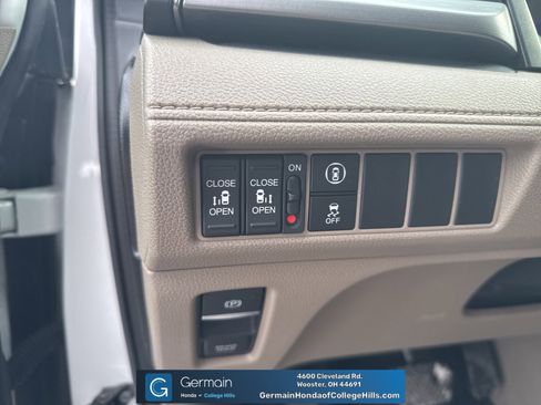 Used 2023 Honda Odyssey EX image 15