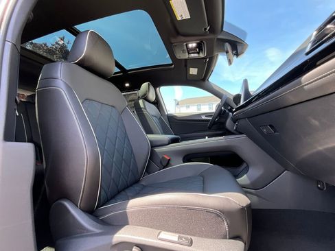 New 2025 Volkswagen Atlas Cross Sport SEL Premium R-Line image 14