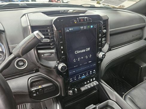 Used 2022 RAM 2500 Limited image 18