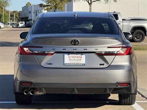 New 2026 Toyota Camry SE image 5