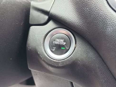 Used 2018 Chevrolet Equinox LT AWD/4WD image 31