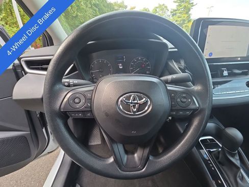 Used 2024 Toyota Corolla LE image 21
