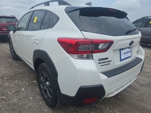 Used 2021 Subaru Crosstrek 2.5i Sport w/ Moonroof Package AWD/4WD image 2