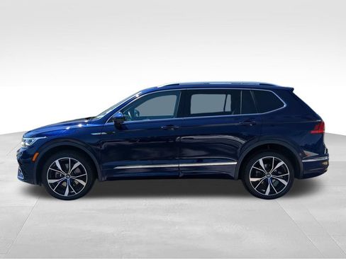 Certified 2023 Volkswagen Tiguan SEL R-Line AWD/4WD image 7