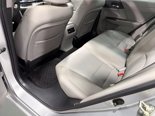 Used 2014 Honda Accord EX-L image 32