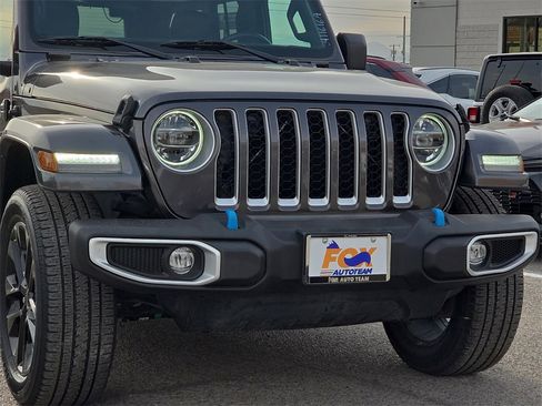 Used 2022 Jeep Wrangler Unlimited Sahara image 9