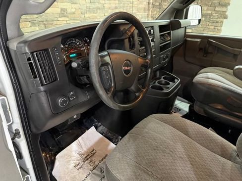 Used 2016 GMC Savana 2500 RWD image 24
