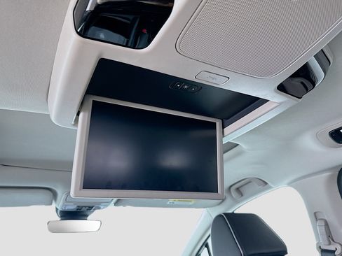 Used 2025 Honda Odyssey Elite image 17