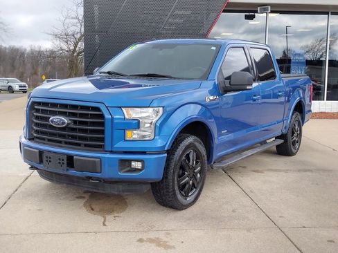 Used 2015 Ford F150 XLT w/ Equipment Group 302A Luxury AWD/4WD image 1