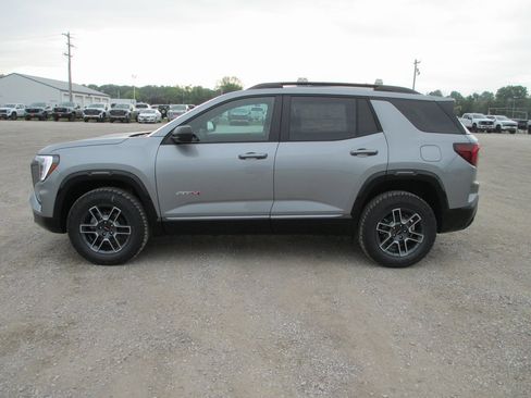 New 2026 GMC Terrain AT4 image 8