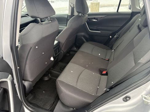 Certified 2022 Toyota RAV4 XLE w/ Convenience Package image 7