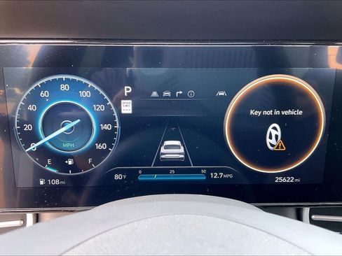 Used 2024 Hyundai Elantra SEL FWD image 23