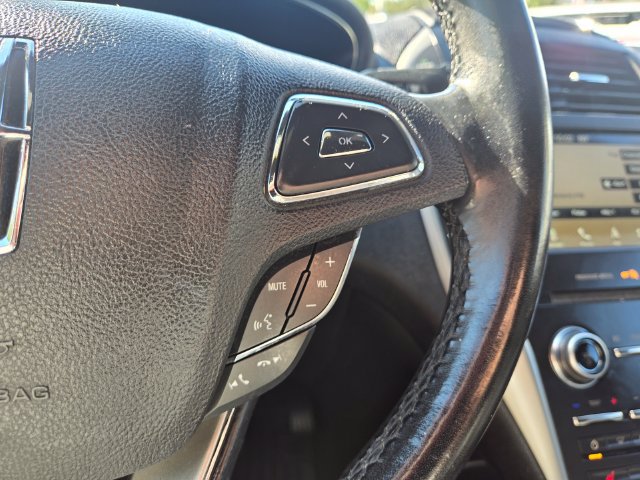 Used 2017 Lincoln MKC Select w/ Select Plus Package FWD image 24