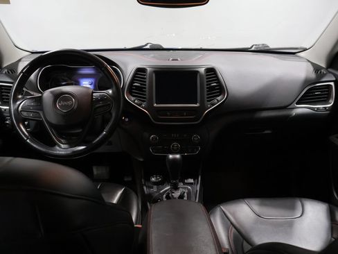 Used 2021 Jeep Cherokee Trailhawk AWD/4WD image 16