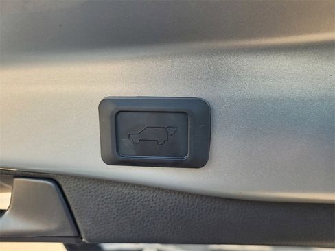 Certified 2025 Toyota RAV4 XLE image 9