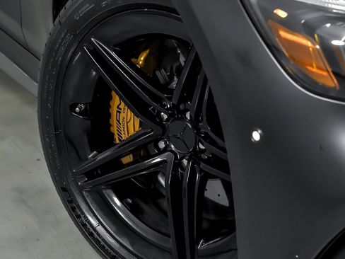 Used 2019 Mercedes-Benz AMG GT 63 S image 4