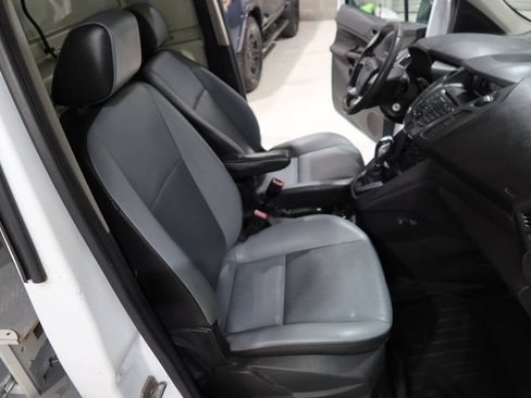 Used 2016 Ford Transit Connect XL FWD image 13