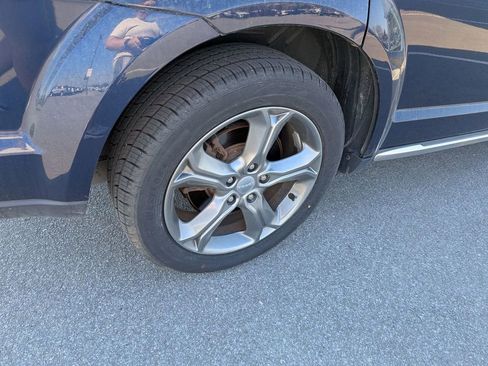 Used 2017 Dodge Journey Crossroad w/ Popular Equipment Group image 10