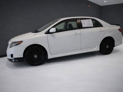 Used 2010 Toyota Corolla S image 2