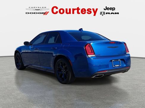 Certified 2023 Chrysler 300 Touring w/ Sport Appearance Package RWD image 6