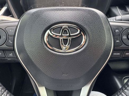 Used 2023 Toyota Corolla SE w/ SE Premium Package FWD image 30