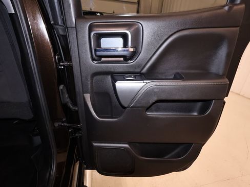 Used 2018 Chevrolet Silverado 1500 LT w/ All Star Edition AWD/4WD image 16