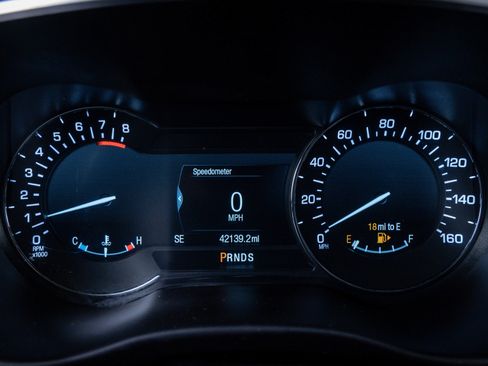 Used 2019 Lincoln MKC Select w/ Select Plus Package image 24