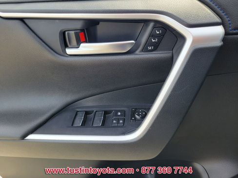 Used 2024 Toyota RAV4 XSE w/ Advanced Technology Package AWD/4WD image 17