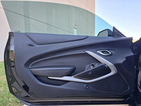Used 2021 Chevrolet Camaro LS RWD image 16