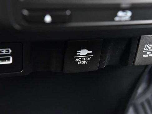 Used 2023 Honda Odyssey Touring image 18