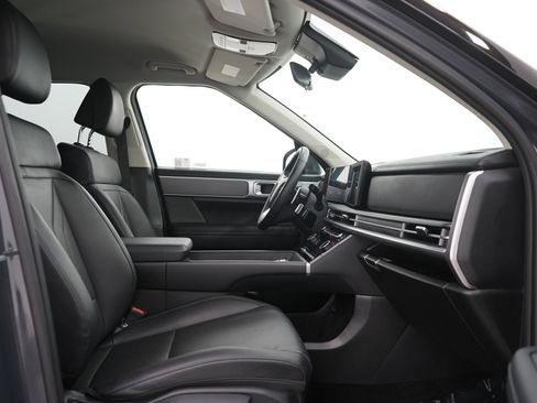 Used 2026 Hyundai Santa Fe SEL AWD/4WD image 11