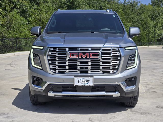 Used 2025 GMC Yukon Denali AWD/4WD image 3