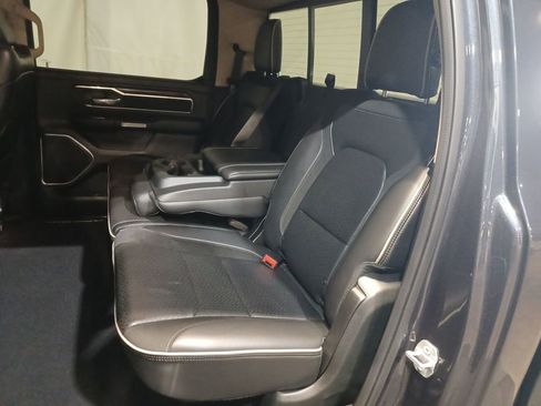 Used 2019 RAM 1500 Laramie image 24