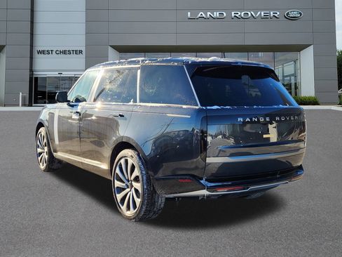 New 2026 Land Rover Range Rover Long Wheelbase SE AWD/4WD image 3