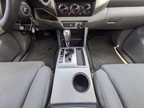 Used 2015 Toyota Tacoma 4x4 Double Cab w/ TRD Off-Road Package image 20