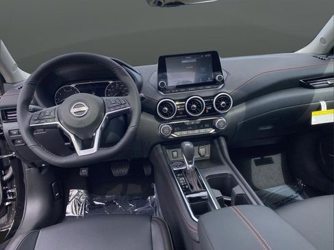 New 2025 Nissan Sentra SR w/ SR Premium Package image 5