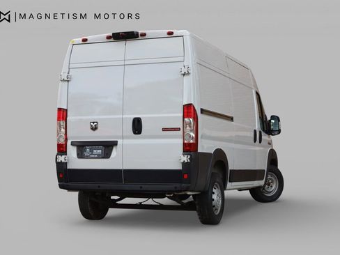 Used 2017 RAM ProMaster 1500 w/ Interior Convenience Group image 9