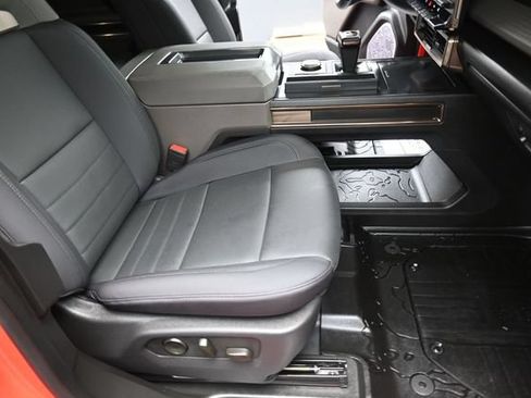 Used 2025 GMC Hummer EV 3X w/ LPO, Illumination Package AWD/4WD image 27