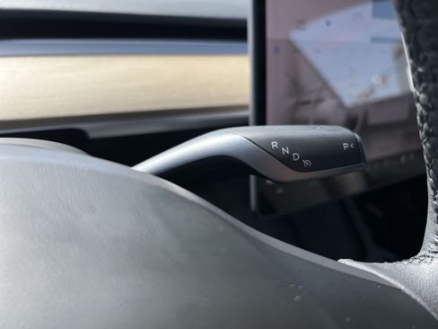 Used 2021 Tesla Model 3 Standard Range Plus RWD image 22