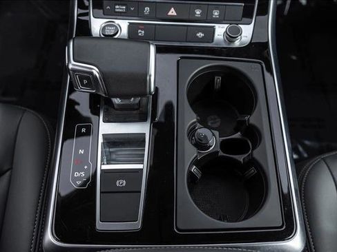 Used 2025 Audi Q7 3.0T Premium Plus image 20