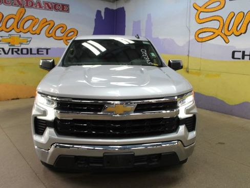 Used 2022 Chevrolet Silverado 1500 LT w/ Protection Package AWD/4WD image 3