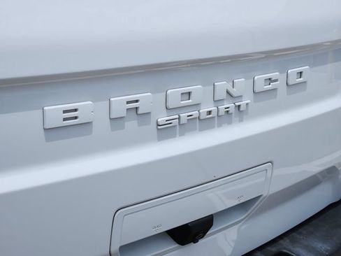 Used 2022 Ford Bronco Sport Outer Banks w/ Tech Package AWD/4WD image 13