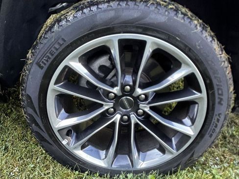 New 2023 Jeep Wagoneer Series III w/ Premium Group I image 42